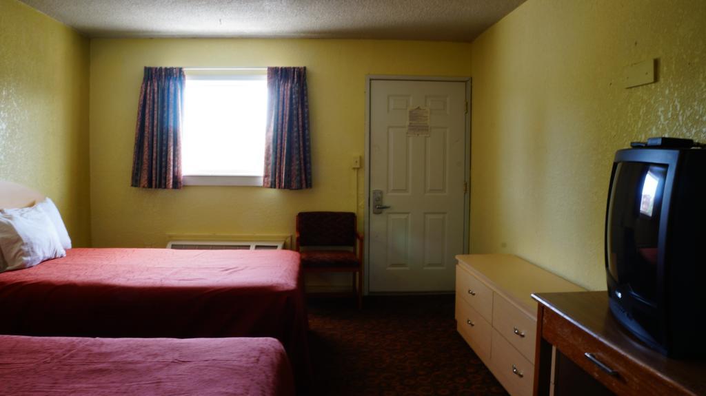 Royale Inn Área metropolitana de Área metropolitana de Kansas City Habitación foto