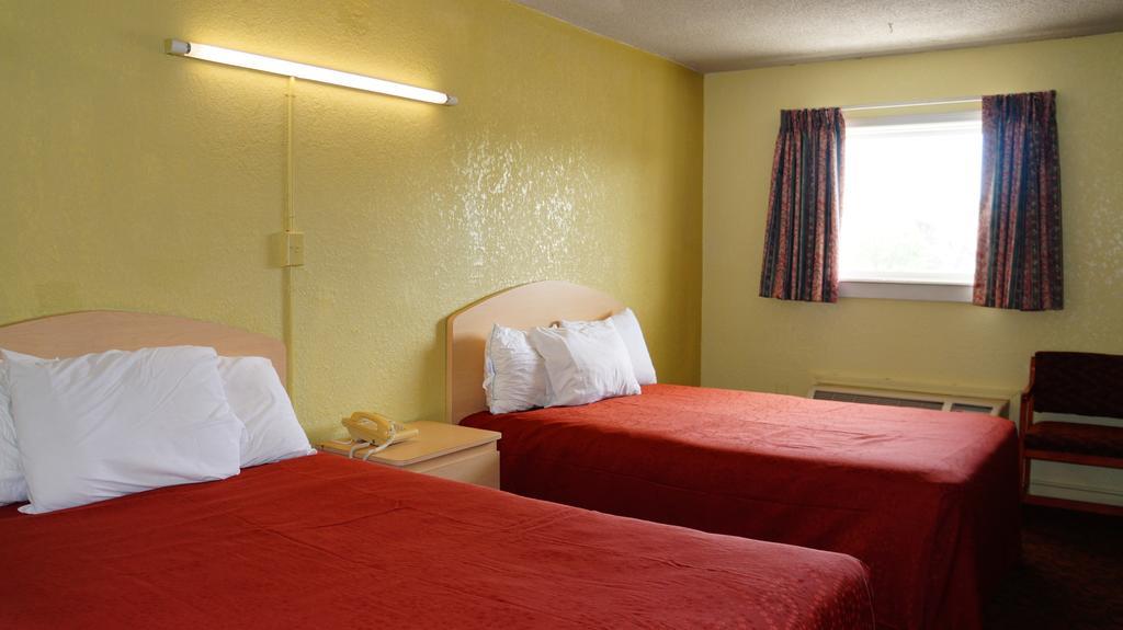 Royale Inn Área metropolitana de Área metropolitana de Kansas City Habitación foto